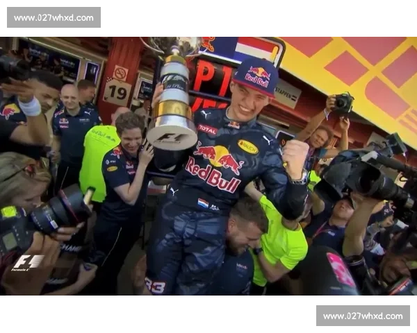 速度与激情，这场勒克莱尔与维斯塔潘的对决让人血脉偾张！